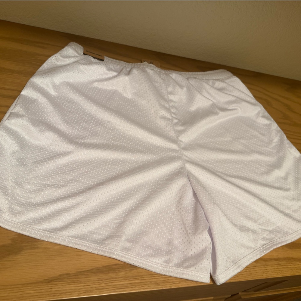 PINK Victoria's Secret Mesh Dad Shorts Color White - Picture 2 of 4